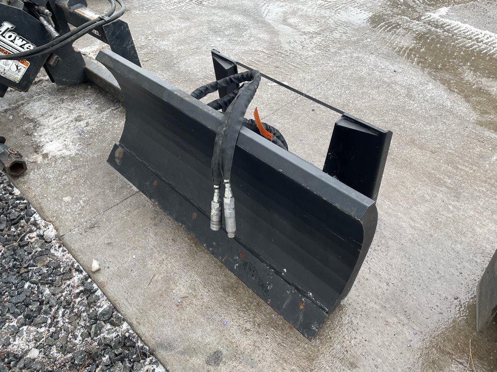 Vrskine Mini Skid Steer Mount 48" Hydraulic Snow Plow