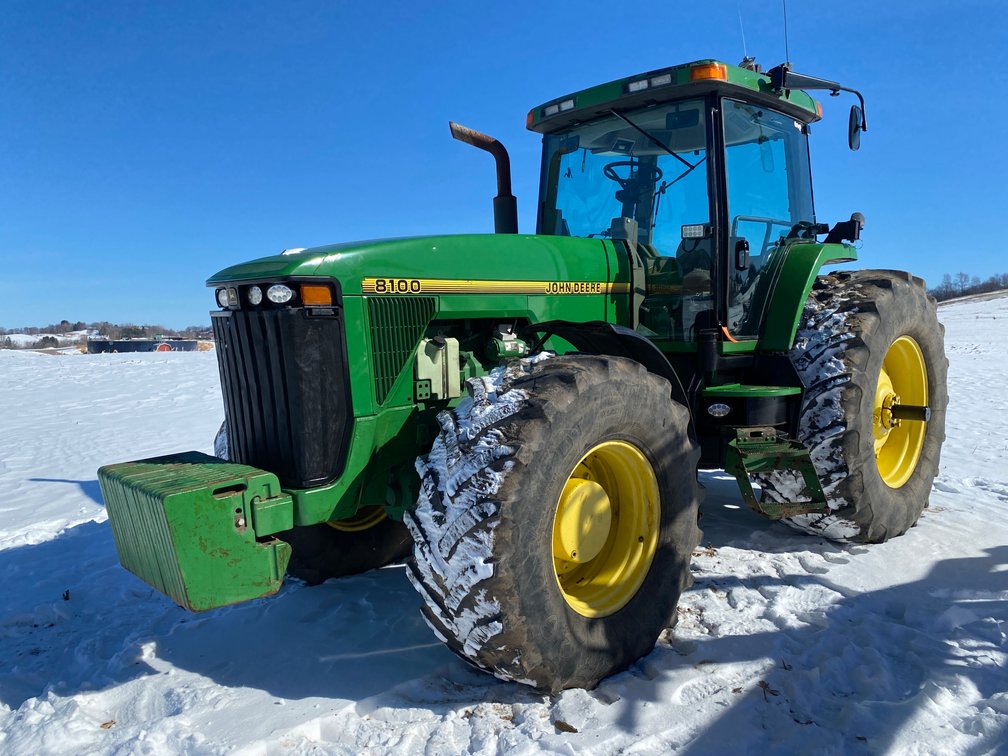 John Deere 8100 Tractor 4WD (West Salem, WI)