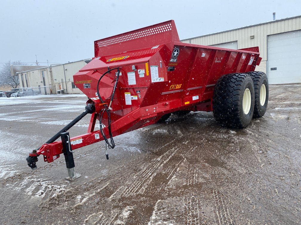 Meyer Industrial SXI 865 Spreader (Waupaca, WI)