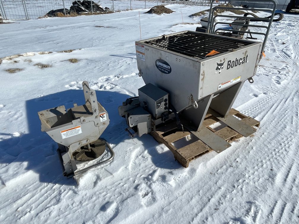 Bobcat MI Spreader SP13 Salter Attachment