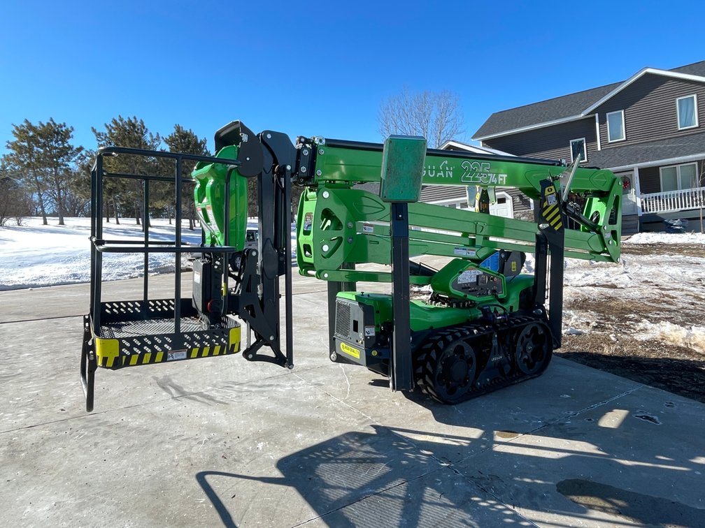 2024 Leguan 225 Track Drive Articulating Boom Lift