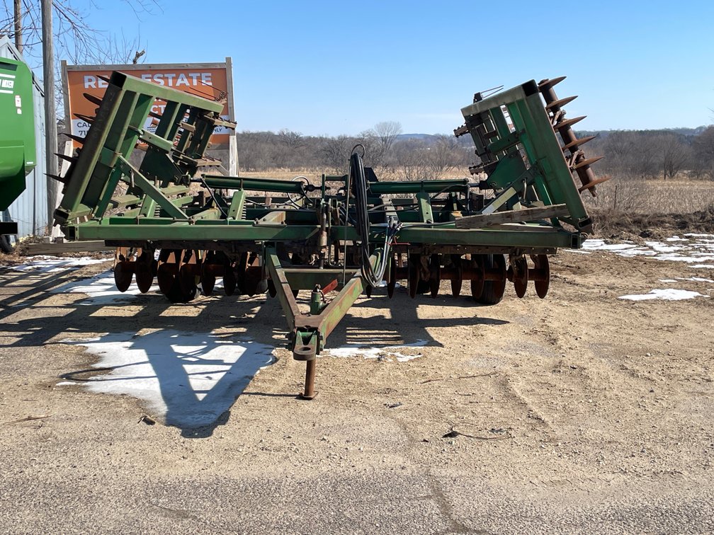 John Deere 722 Field Finisher