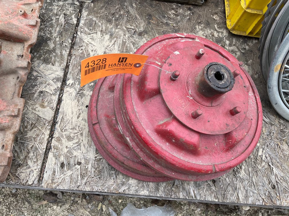 1940 Ford Hubs