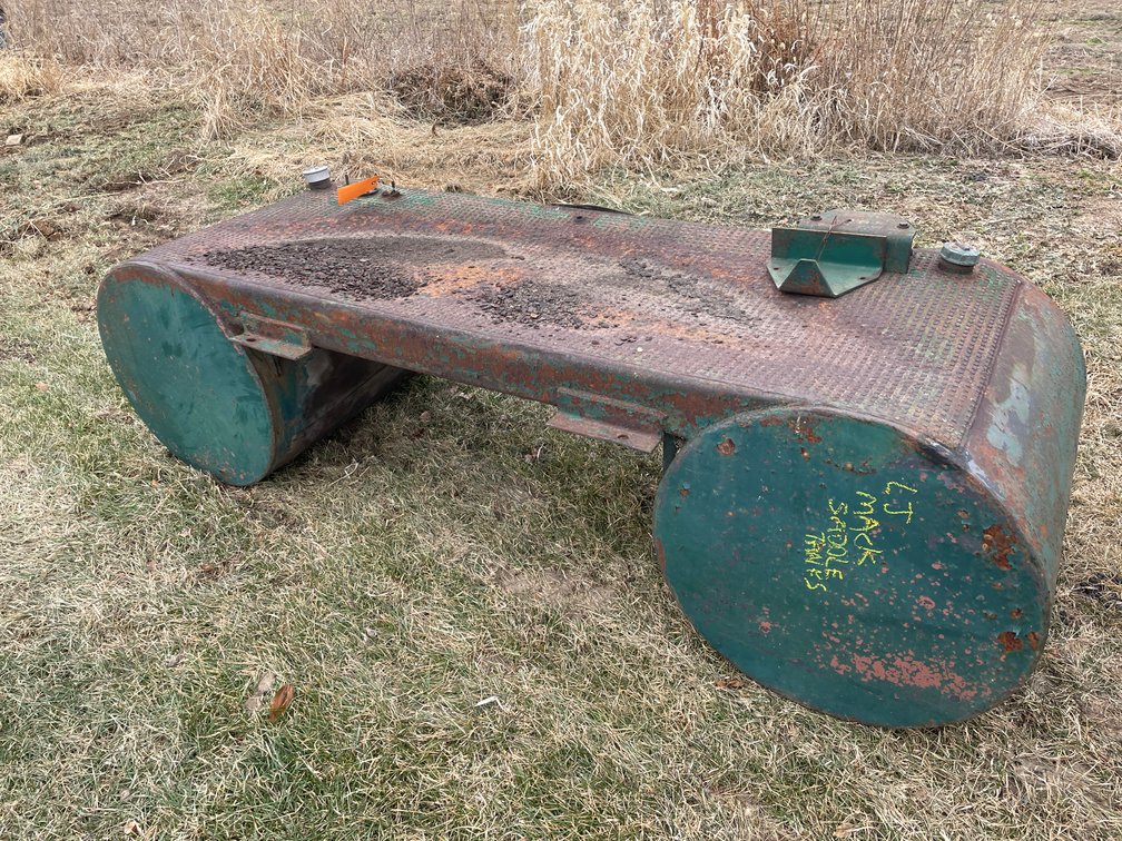Mack Saddle Fuel Tanks
