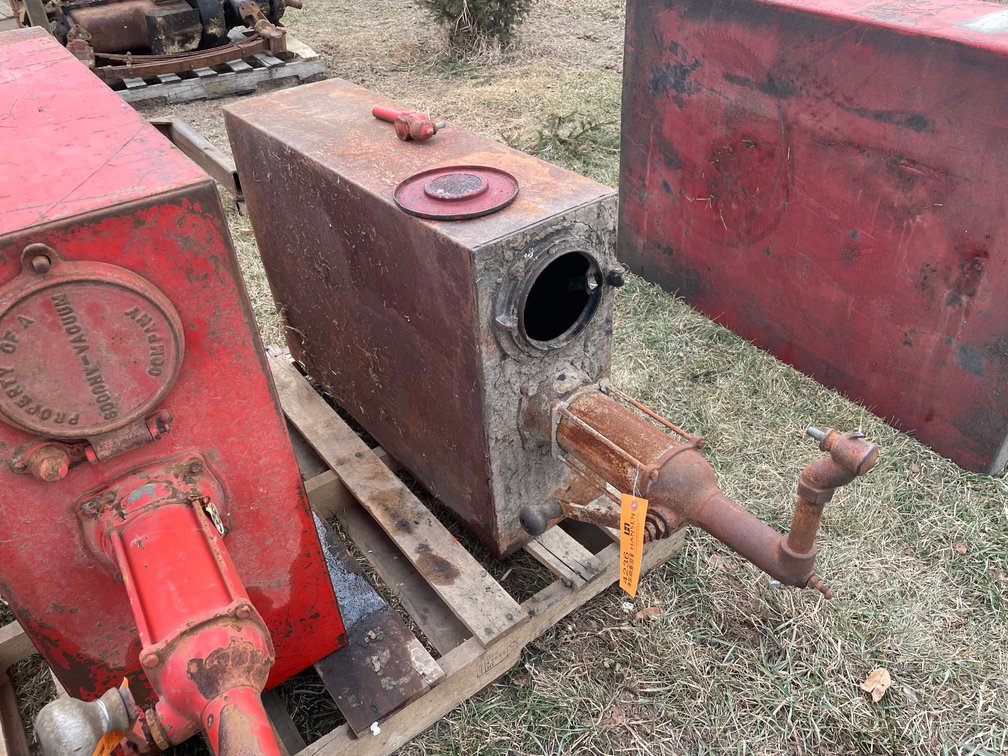 Oil Dispensing Tank