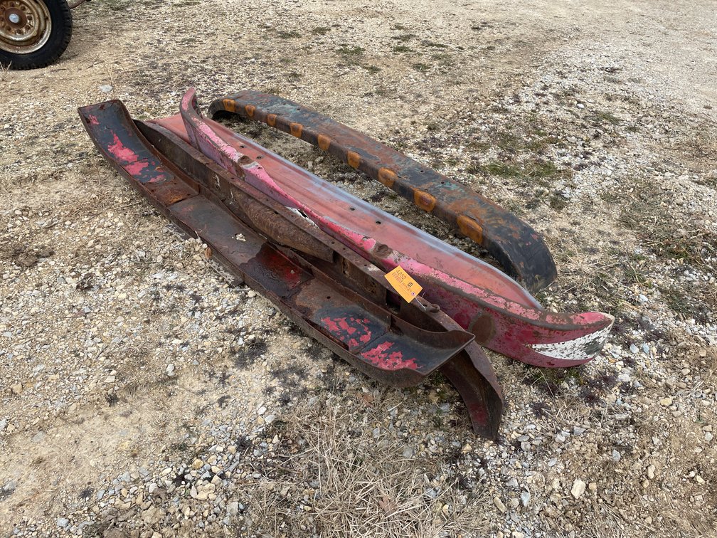(5) Bumpers