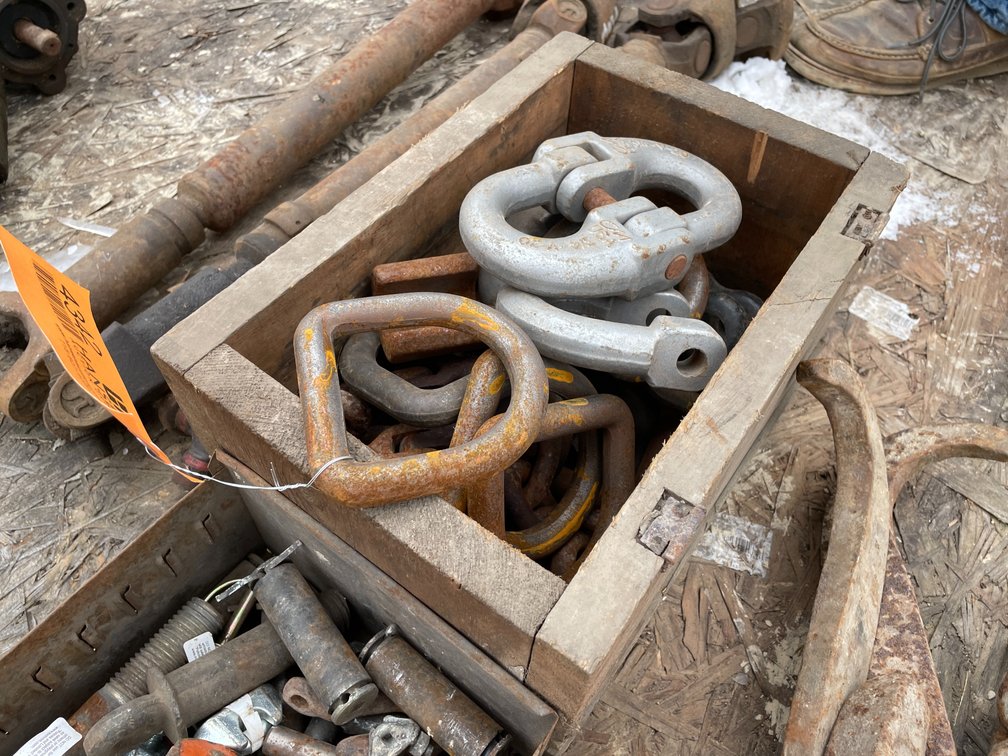 Box of Trailer D-Rings