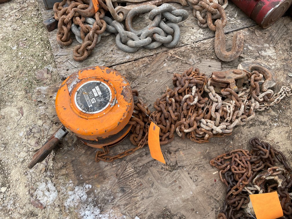 Central Machinery 5-Ton Chain Hoist