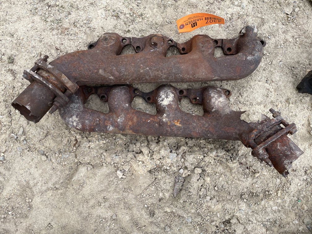 Pair of Exhaust Manifolds