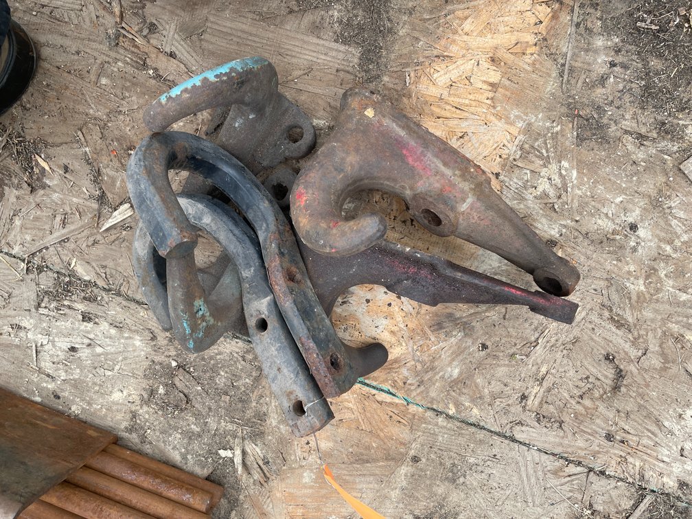 (6) Chain Down Points