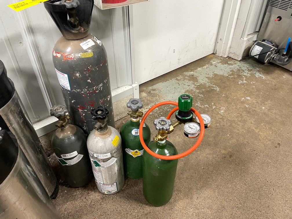 (5) Pressurized Gas Tanks