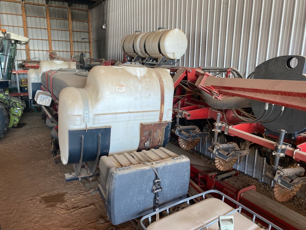 Case IH 1240 Early Riser Planter (Pittsville, WI)