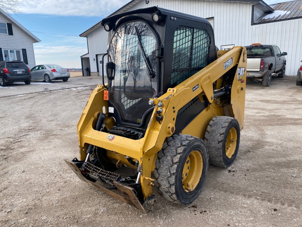 2023 CAT 226D3 Skid Steer (Freedom, WI)