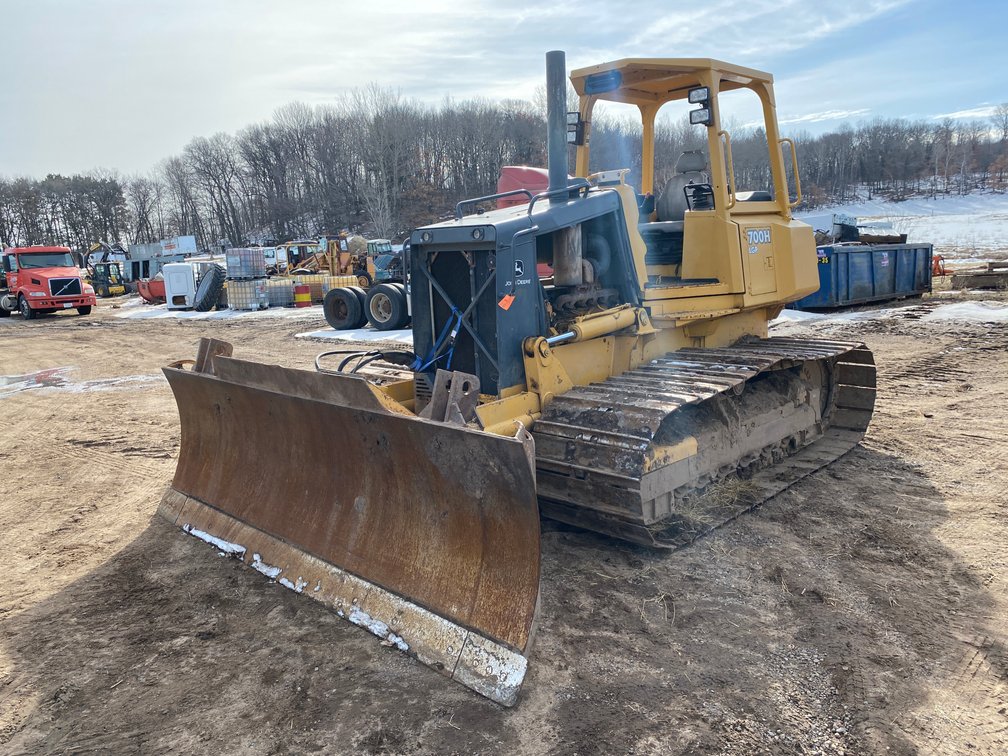 2004 John Deere 700H LGP Dozer (Colfax, WI)