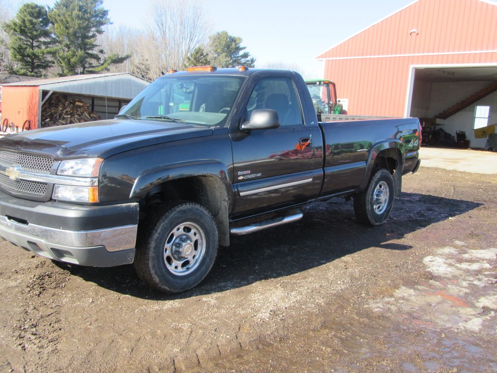 2004 Chevrolet 2500 HD 4x4 Duramax Diesel (Has WI Title)