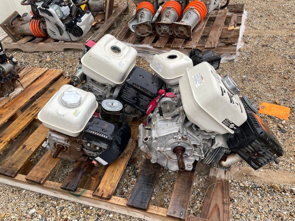 Pallet with Engines