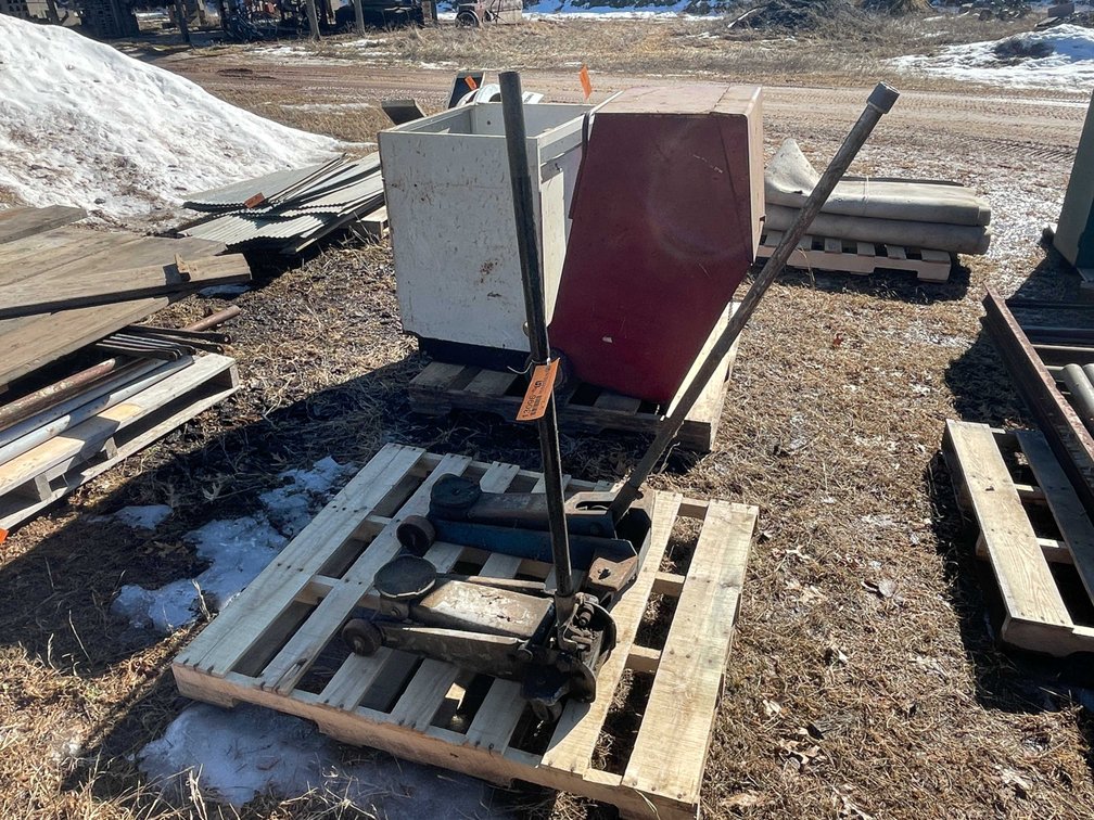 (2) Floor Jacks