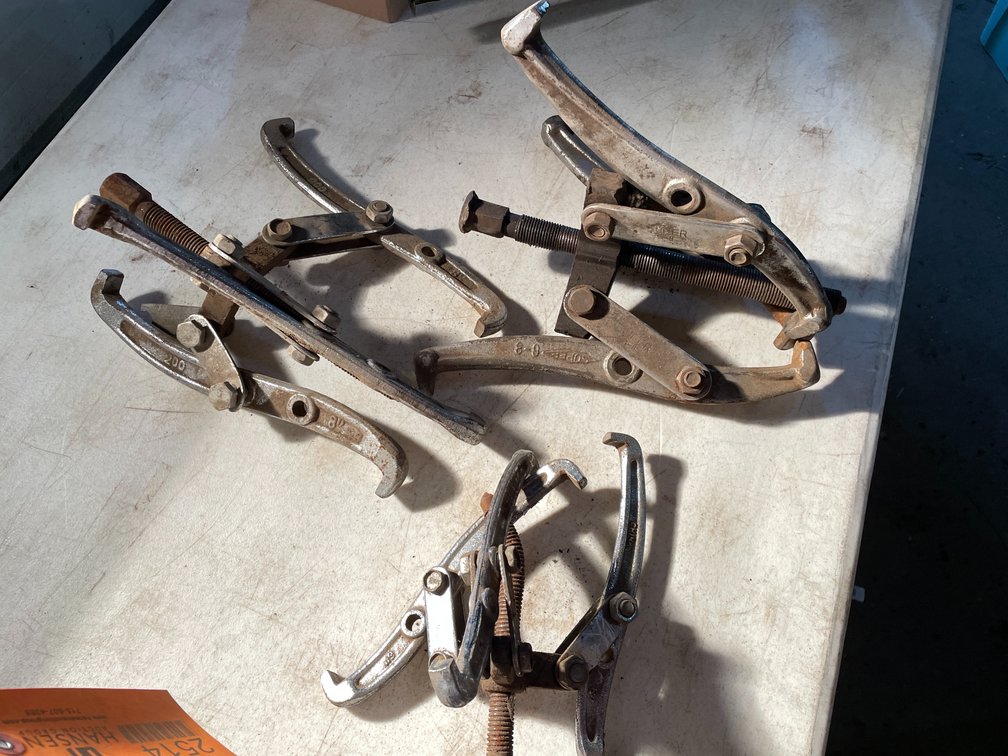 Various Gear Pullers