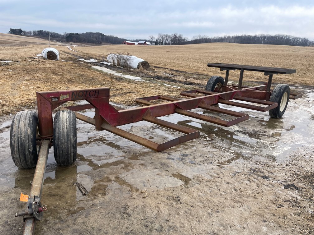 Notch Bale Mover
