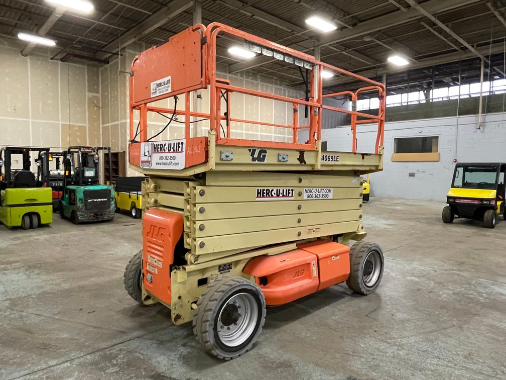 2012 JLG 4069LE Electric Scissor Lift
