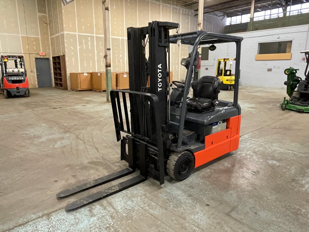 2016 Toyota Electric Forklift