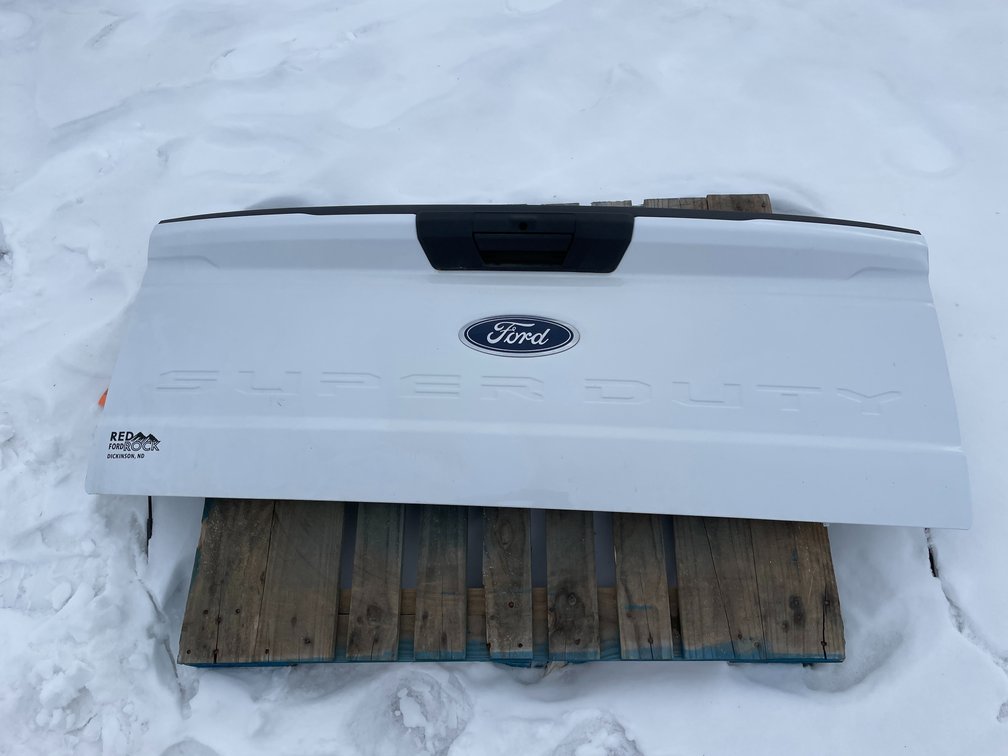 New Takeoff OEM Ford Super Duty Tailgate (Nitke Yard- Mosinee, WI)