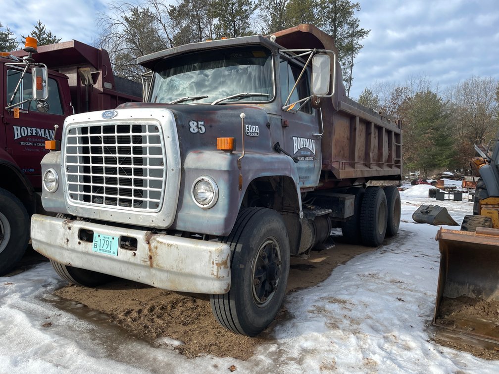 1985 8500 Ford Tandem LTN 8000 Truck (Has WI Title)