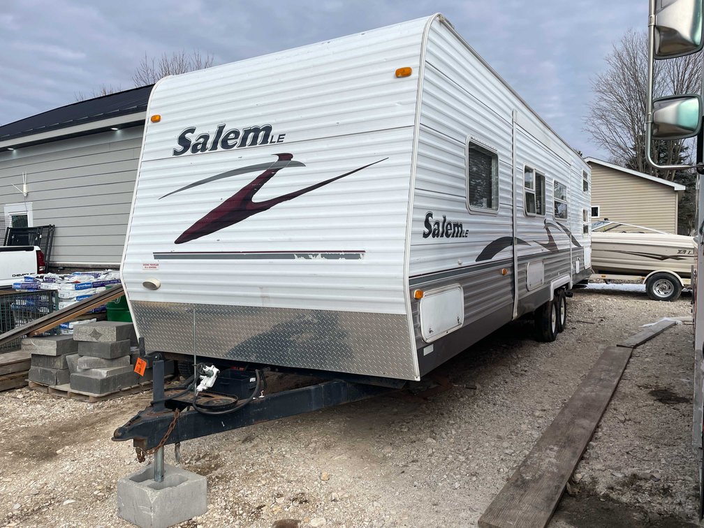 2007 Salem LE Camper (Has WI Title)