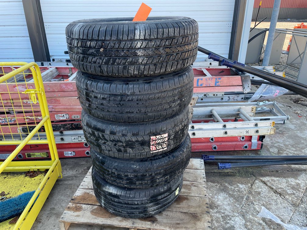 (5) Tires
