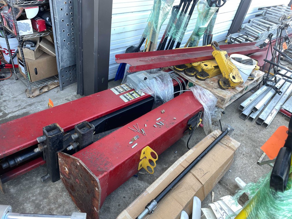 Challenger Lift 2 Post Car Lift
