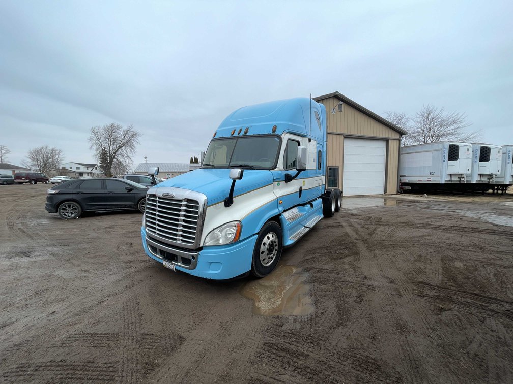 2013 Freightliner Semi-Tractor Truck (Has WI Title) (Denmark, WI)