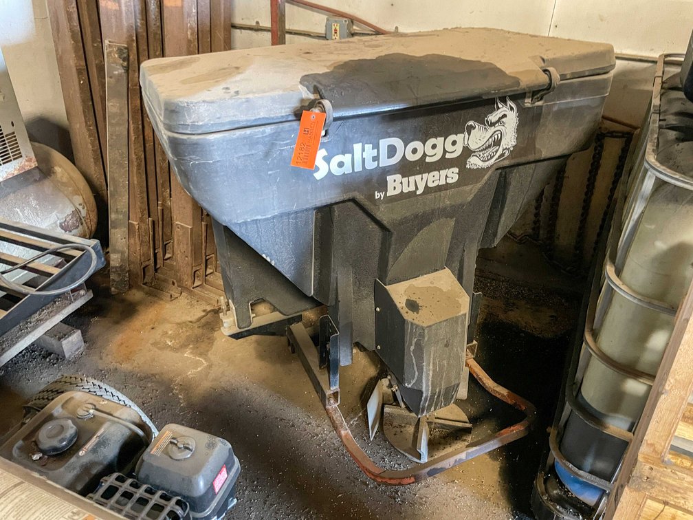 Salt Dogg Salter (Denmark, WI)