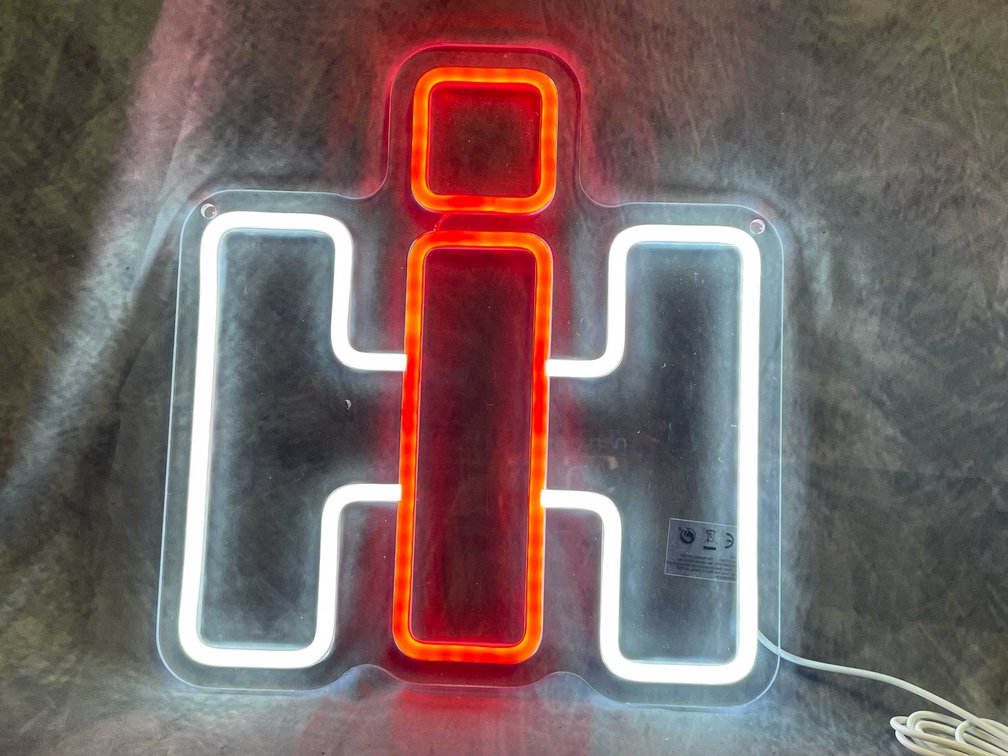 International Harvester LED Neon Sign (T6)