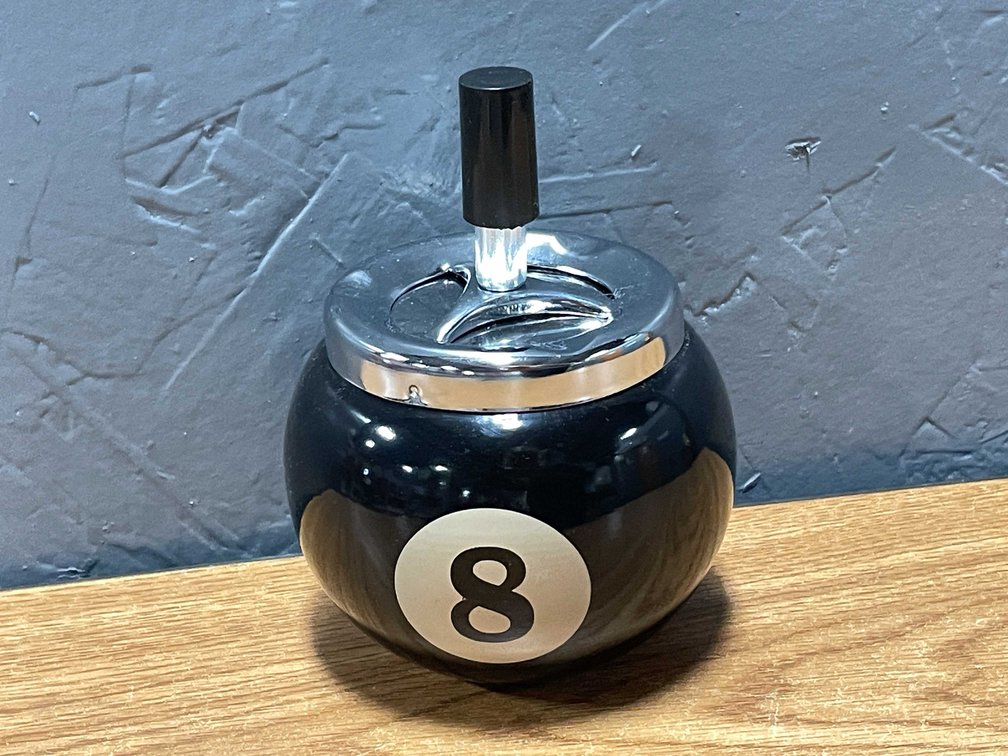 Ash Tray 8 Ball (T2)