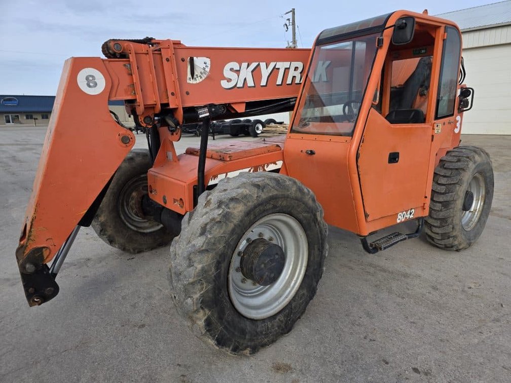 2008 Skytrak 8042 With Forks (Chilton, WI)