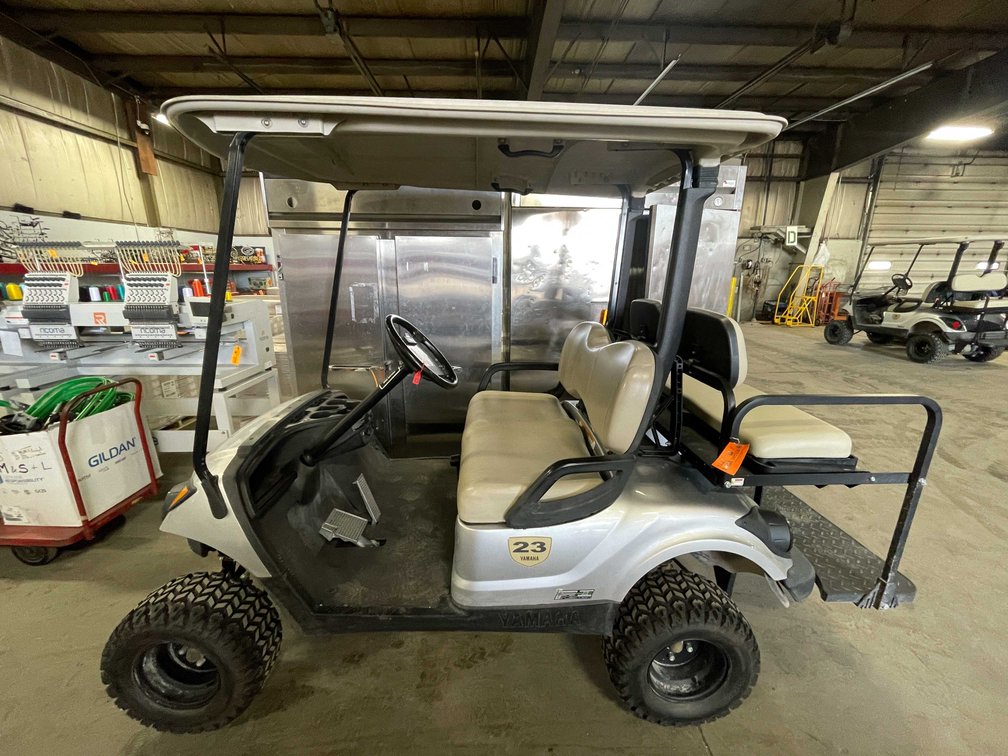 Yamaha Golf Cart (D)