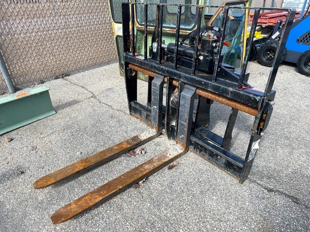 Telehandler Fork Rotator Attachment (09)