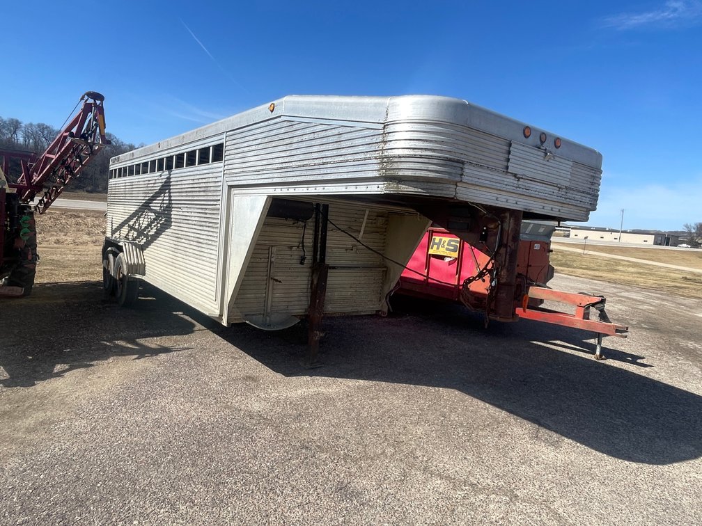 1993 Alum-Line 20' Gooseneck Cattle Trailer (Has WI Title)