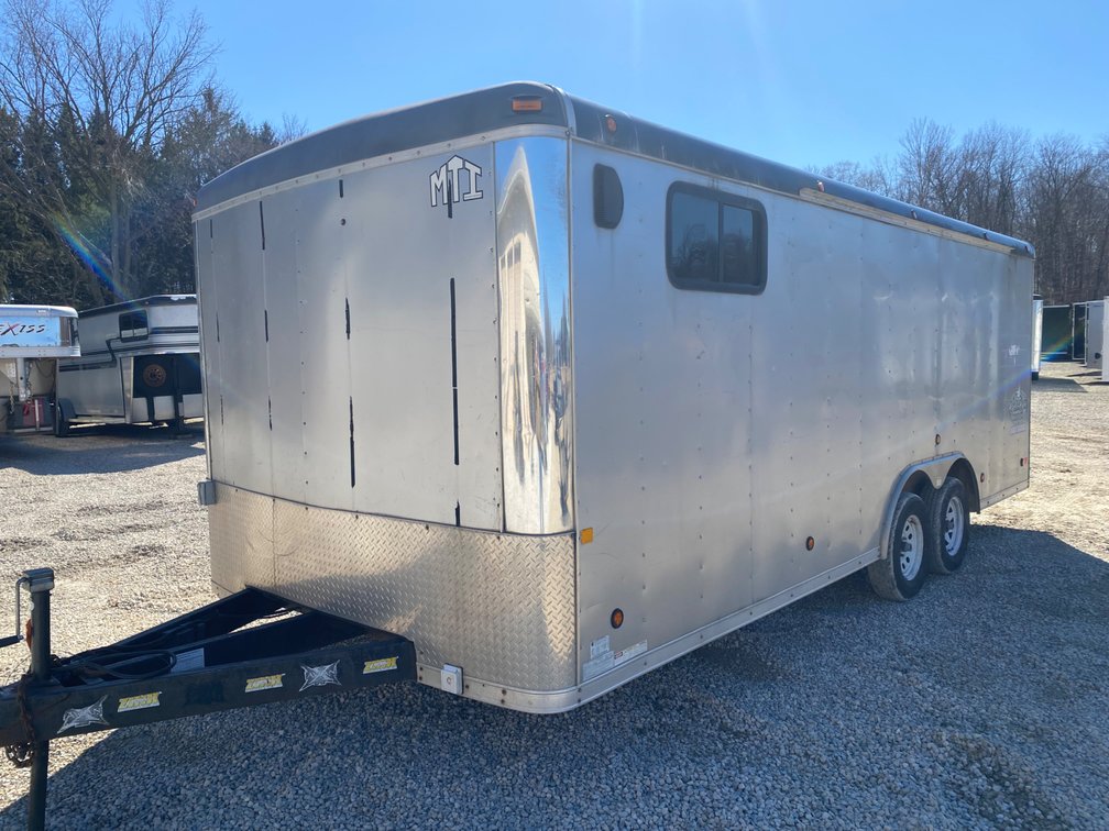 Middlebury Tandem Axle Enclosed Trailer (Has WI Title) (Helenville, WI)