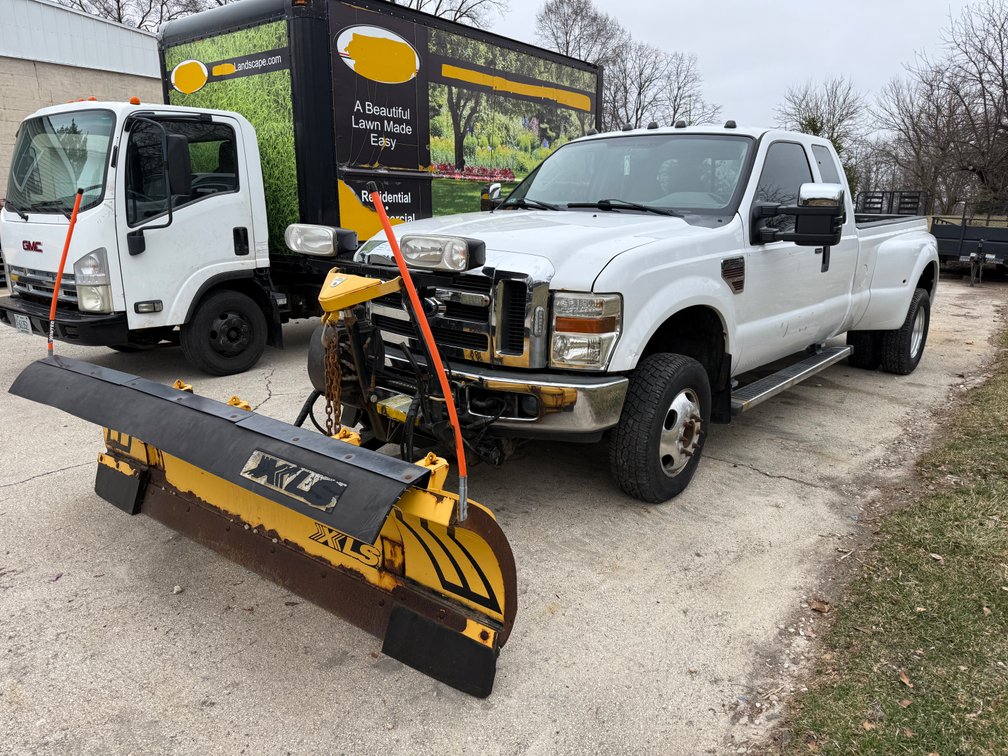 2010 Ford F-350 Truck with Plow (Has WI Title) (New Berlin, WI)