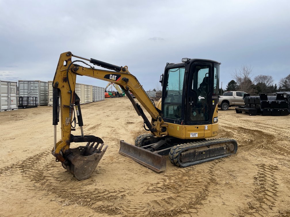 (E-1) 2014 CAT 303.5 Mini Excavator
