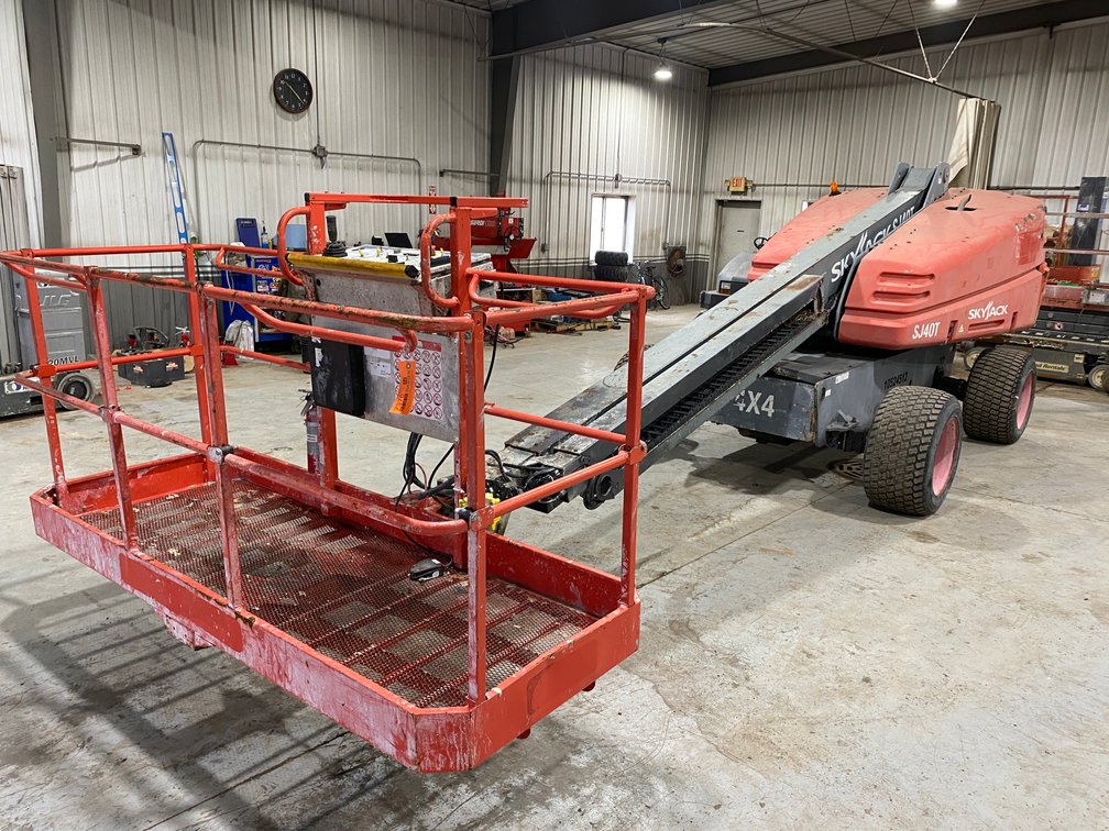 2016 Skyjack SJ40T Boom Lift (Bryant, WI)