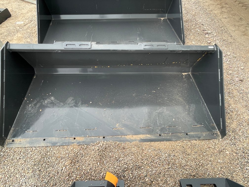 Unused 2026 Wolverine Skid Steer Track Duty Bucket Attachments