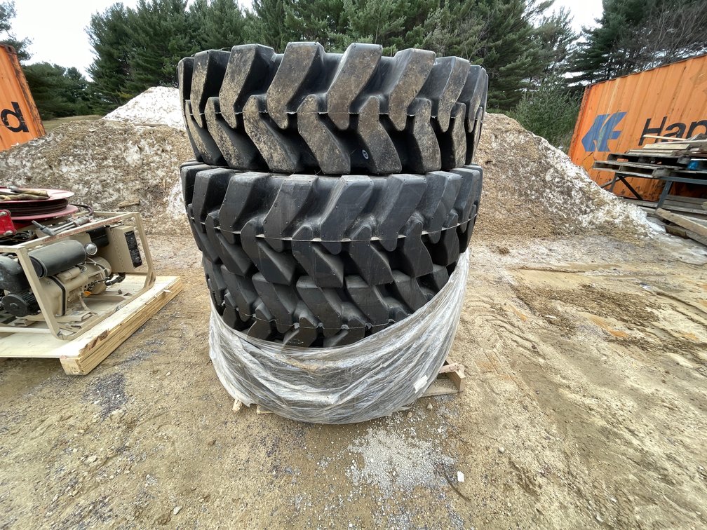 Set of (4) New Maximizer Brand Airless Telehandler Tires on Rims
