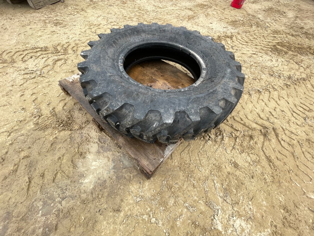 Alliance Brand Telehandler Tire