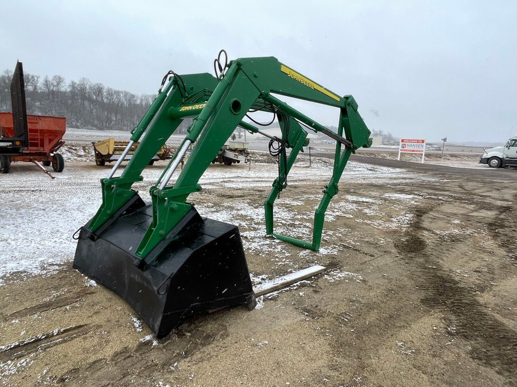 Westendorf TA-46 Loader with Bucket