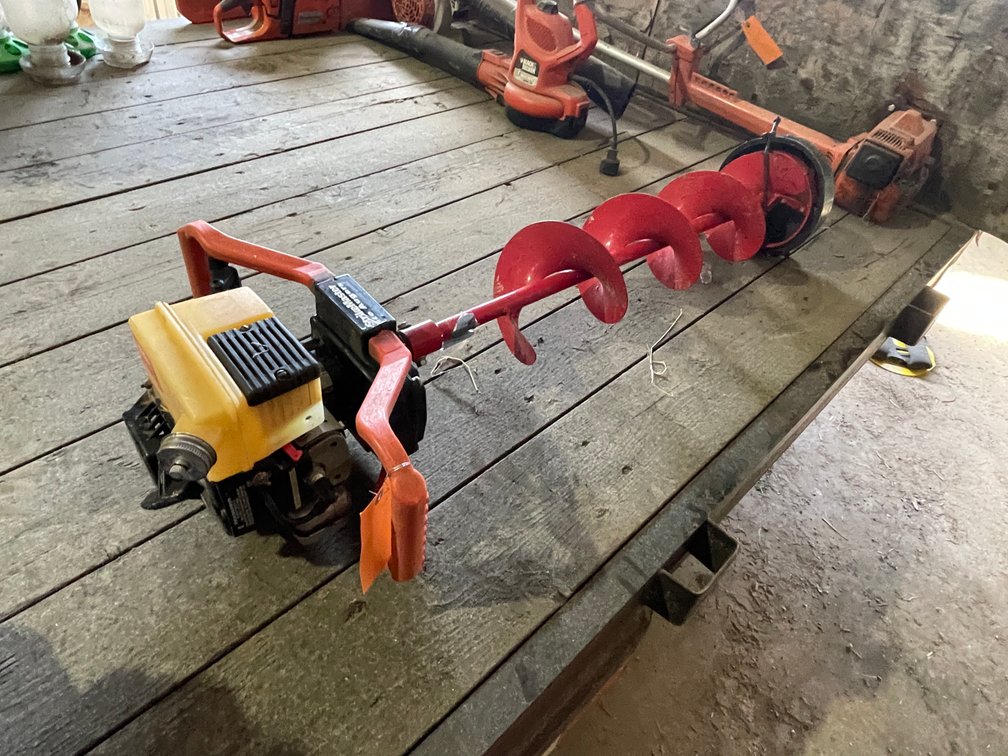 Strike Master Ice Auger