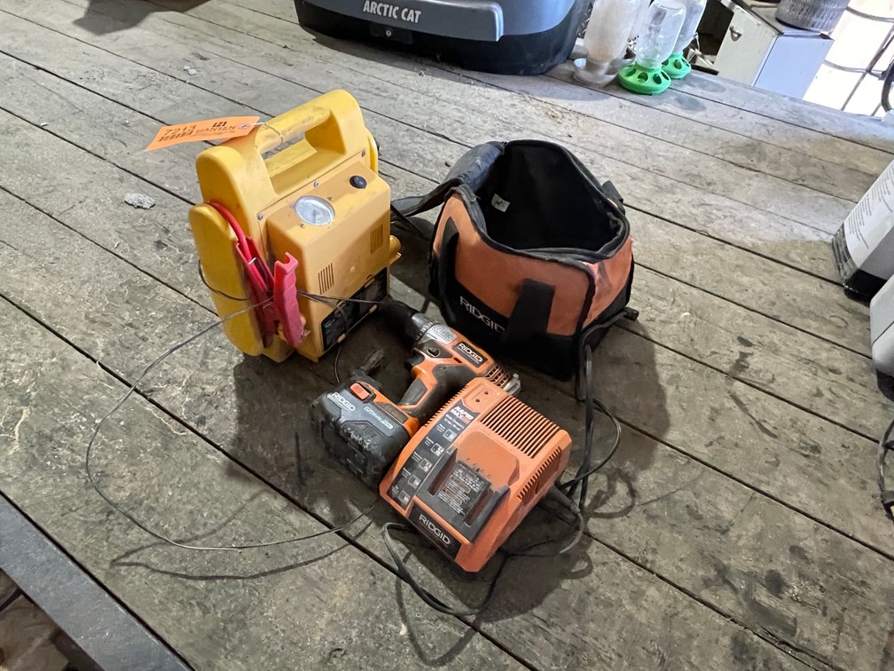 Rigid 18V Drill and Roadmaster Charging Pack