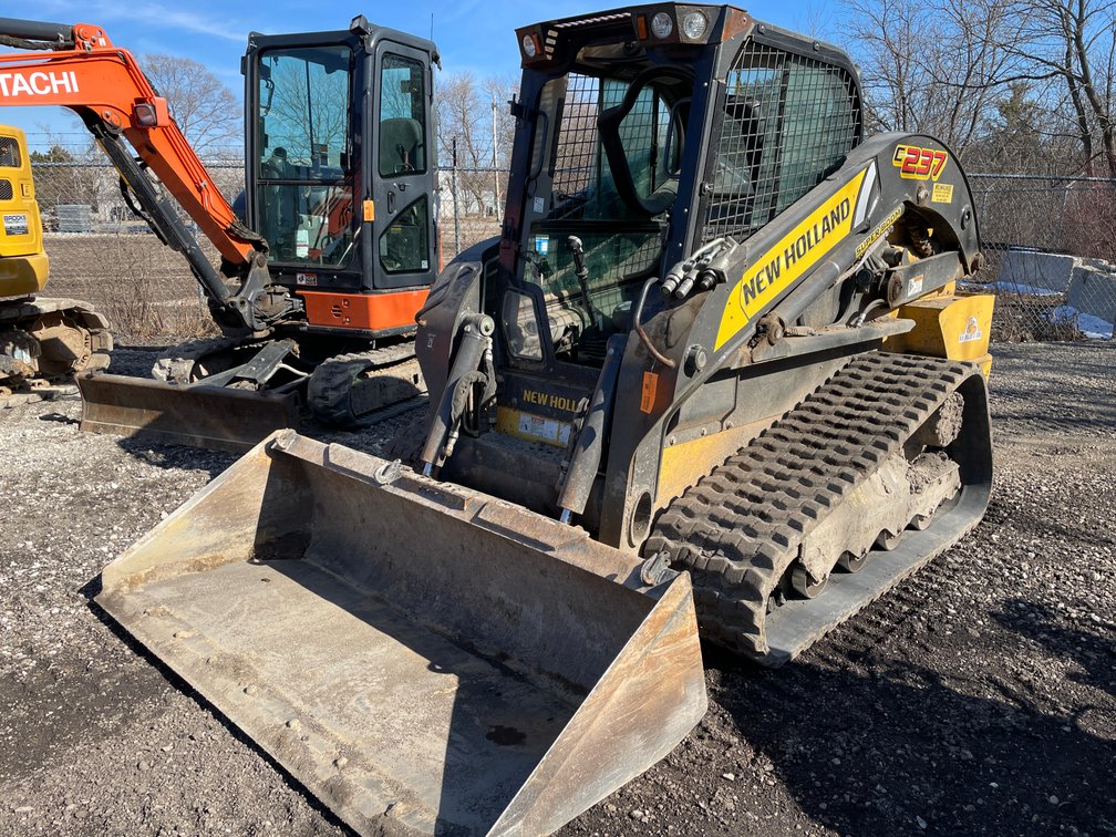 2019 New Holland C237 Tracked Skidsteer