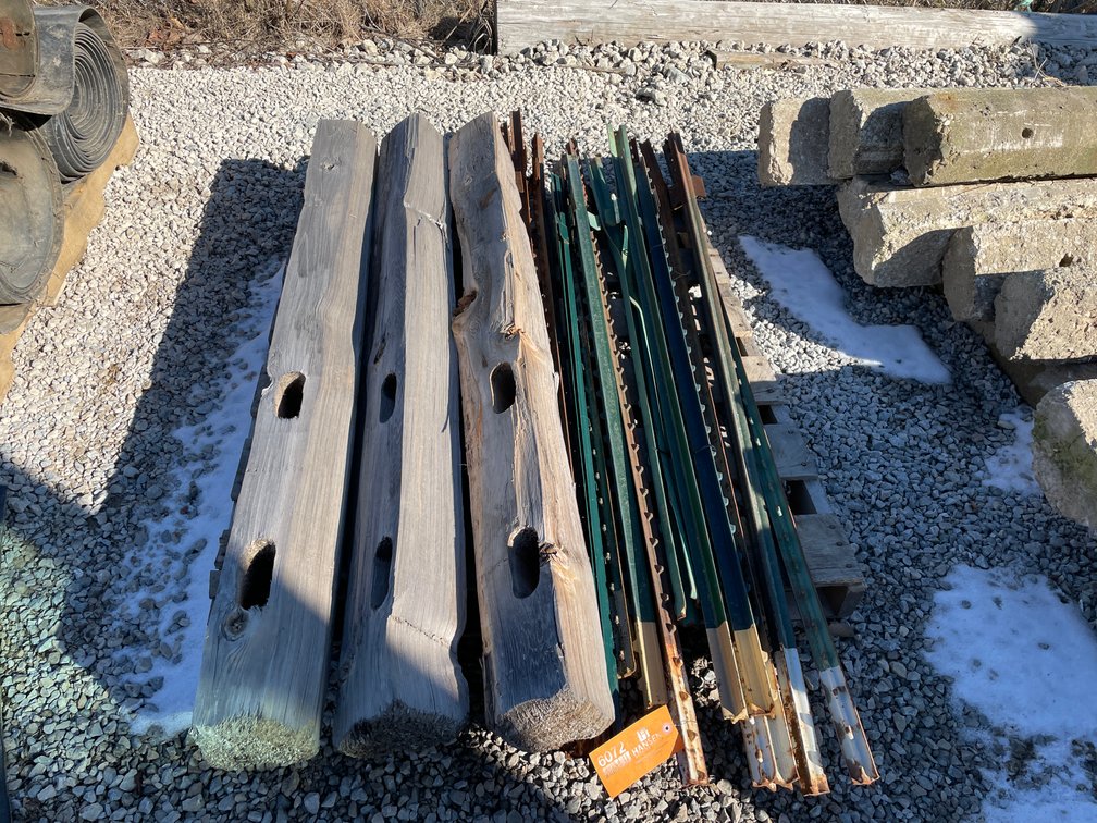 Pallet of Fence Posts